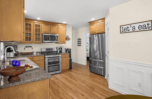 Schuylerville Casa | Perfect Family Retreat! Pool, Hot Tub, Game Room!