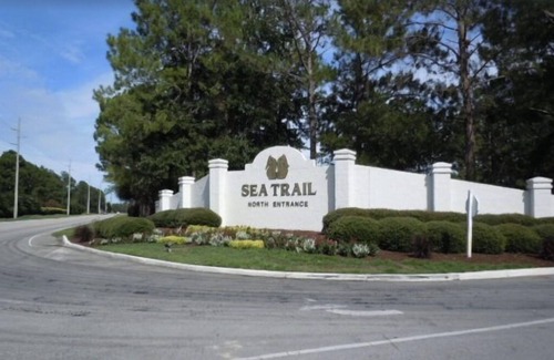Sea Trail Condominio | Book your Sea Trail getaway in this ground floor, pet friendly condo