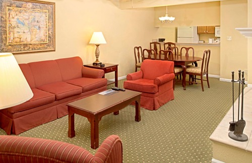 Berkeley Complejo | ¡Reserve su estadía en Williamsburg a excelentes tarifas!
