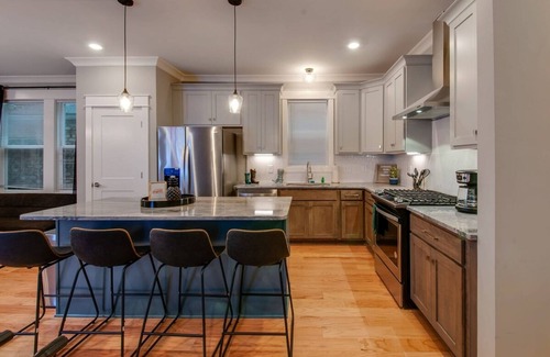 North Nashville Casa | Booking Fast 12 Beds-large Yard