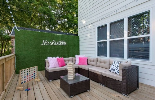 North Nashville Casa | Booking Fast 12 Beds-large Yard