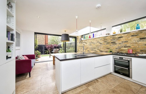 Mortlake Casa | ¡Casa súper elegante en Londres para hasta 7 personas!