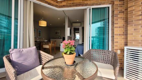 Pompeia Apartamento | BookSantos - Estanconfor 2110 - Premium com Vista para o Mar