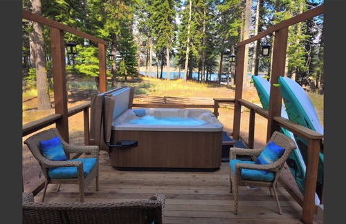 Ashland Cabina | # 51 The Cabins at Hyatt Lake - Sleeps 6 - Hot Tub