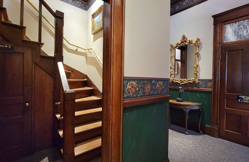 Historic Railroad District Casa | BookStayHop - Peerless Hotel~ Guest Room 6~ Downtown Ashland
