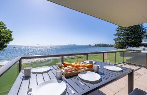 Soldiers Point Apartamento | Boondelbah 4, 29 Soldiers Point Rd - waterfront bliss