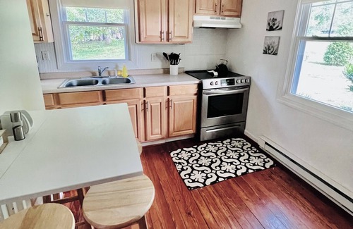 Lynchburg Cabaña | Boonsboro Cottage
