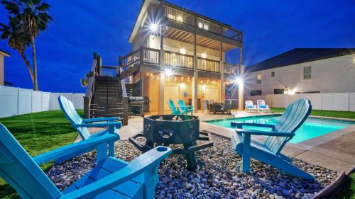 Port Aransas Casa | Boots Beaches AvantStay Golf Cart Brd Walk