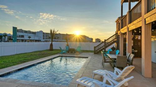 Port Aransas Casa | Boots Beaches AvantStay Golf Cart Brd Walk