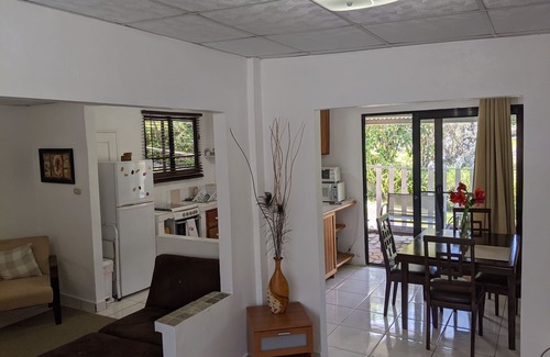 Boquete Casa | Boquete Panamá andando a la ciudad, un gran bedrom, jardines bastante privados y vistas