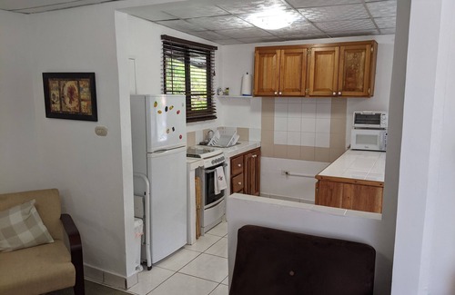 Boquete Casa | Boquete Panamá andando a la ciudad, un gran bedrom, jardines bastante privados y vistas