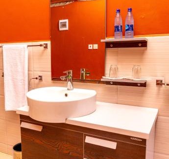 Ukunda Otro | Bora Bora Luxury Tented Camp Diani Beach