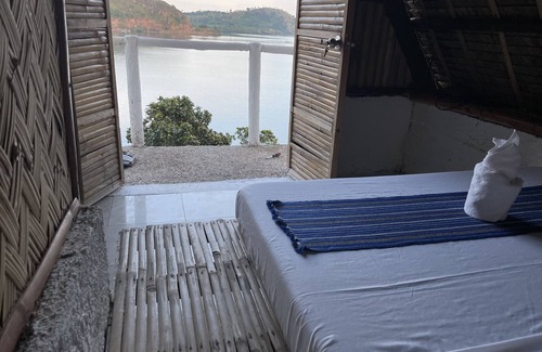 Coron Complejo | BORAC BAY VIEW