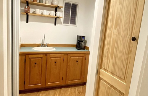 Seal Harbor Cabaña | Boreal Cottage: Serene home in seaside village, steps to Acadia National Park