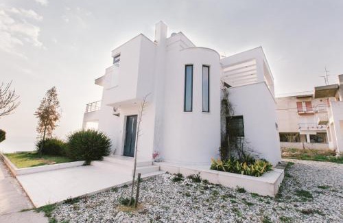 Nea Moudania Villa | Borealis Sea Side Villa, Moudania