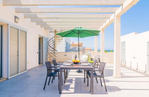 Son Serra de Marina Chalet De Esquí | Borges