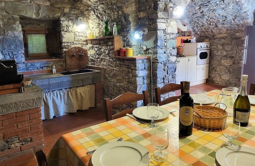 Fabbriche di Vallico Villa | Borgo Mulino, entorno único, piscina privada, vistas, WIFI, restaurante a pie