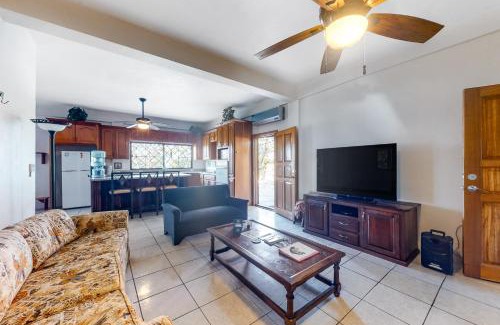 Santa Elena Casa | Borland View
