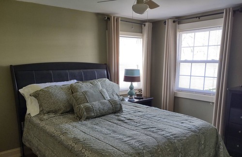 Doylestown Casa | Borough Bungalow Walking Distance to Fonthill Castle