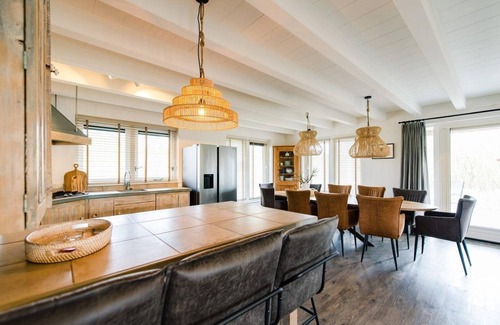 Municipality of Ameland Casa | Bosch spacious and luxurious villa with sauna and swimming pool, near the beach.