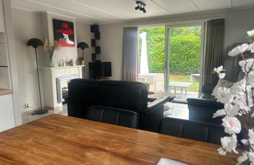Oisterwijk Chalet De Esquí | Boshuisje met airco!
