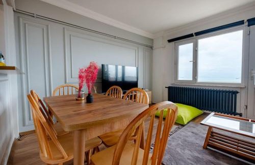 Kabatas Apartamento | Bosphorus View with 2 Bedrooms and Central Location