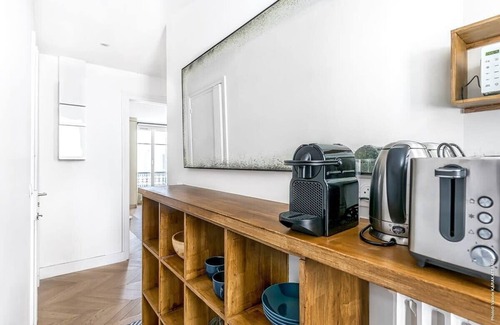 Quartier du Gros-Caillou Apartamento | Apartment Bosquet - Una Habitación Piso, Capacidad 4