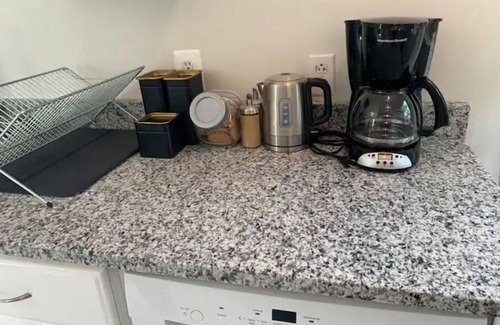 Ward Two Casa | Boston 2Bd Kg-Qn Bds entire unshared space near Harvard, MIT Subway w/parking