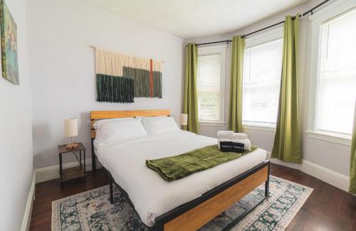 Revere Apartamento | Boston 3BD-Walk to Train station-Beach-Near Airport