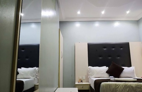 Benin City Hotel | Boston Hotels and Signature