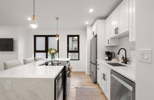 Jeffries Point Apartamento | Boston Skyline Stay | 1BR + City Views