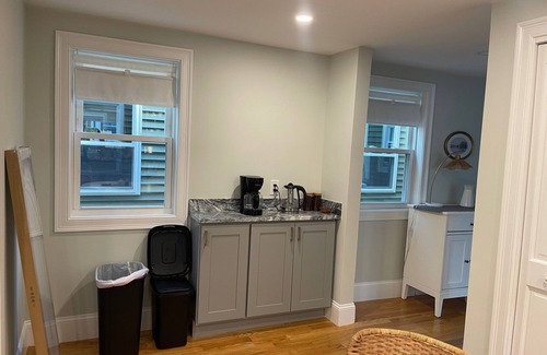 Wellington Hill Apartamento | Boston Urban Nests U2: Long Term 1 Month + Only