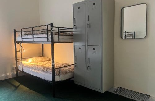 Belfast City Centre Hostal | Botanic Avenue Hostel less than a mile from the City Centre