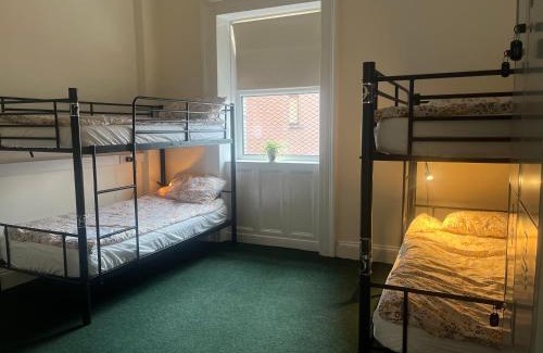 Belfast City Centre Hostal | Botanic Avenue Hostel less than a mile from the City Centre