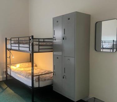 Belfast City Centre Hostal | Botanic Avenue Hostel less than a mile from the City Centre
