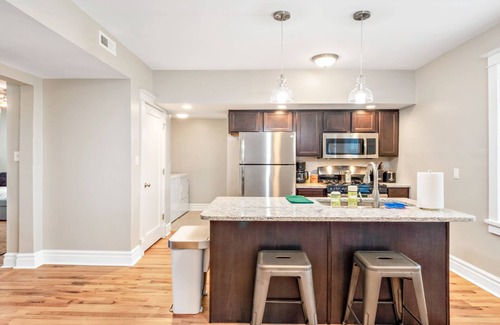 Southwest Garden Condominio | Perfectamente ubicado St. Louis Home + Dormir para 6