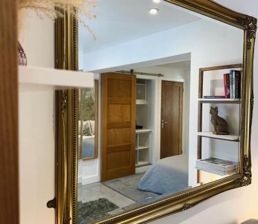 Ryde Casa | Botanical Suite Ryde Isle of Wight