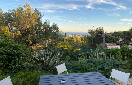 Bandol Apartamento | Bottom villa, sea view, private parking