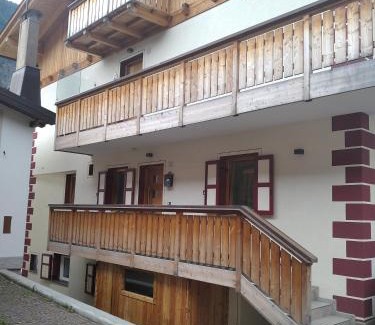 Campitello di Fassa Apartamento | Botton d'oro