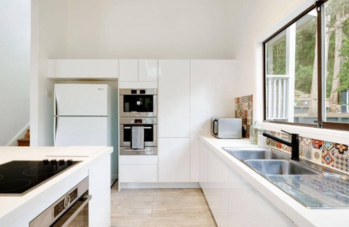 Killcare Casa | 'Bouddi Bush and Bay Retreat' by Accom Holidays