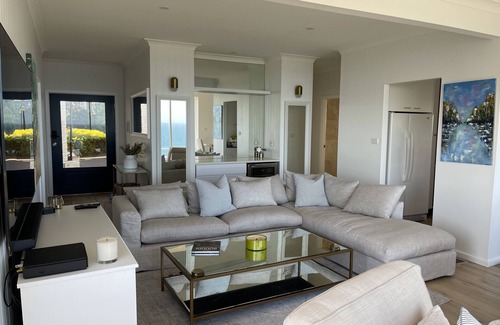 Killcare Heights Casa | Bouddi Ocean View Hideaway, 3 bedrooms