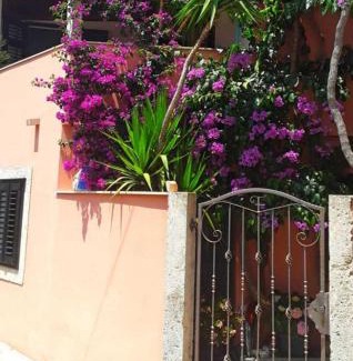 Hodilje Apartamento | Bougainvillea-Apartment By The Sea