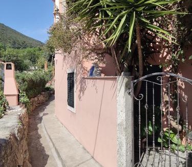 Hodilje Apartamento | Bougainvillea-Apartment By The Sea