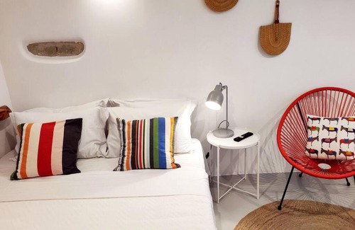 Little Venice Apartamento | Bougainvillea Cave Suite - Old Town
