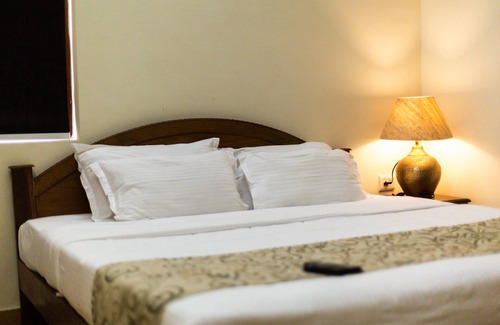 Aguada Fort Area Casa | Bougainvillea Guest House