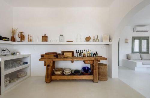 Antiparos Casa | Bougainvillea House Antiparos - Private Pool Villa