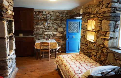 Ano Siros Casa | Βougainvillea House