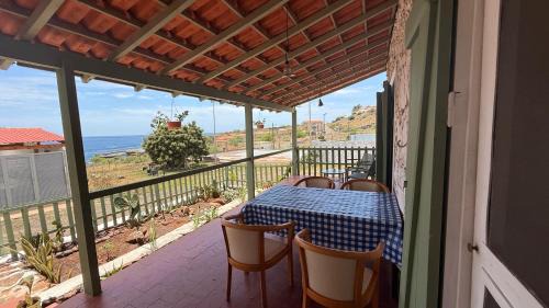 Cidade Velha Villa | Bougainvillea Villa