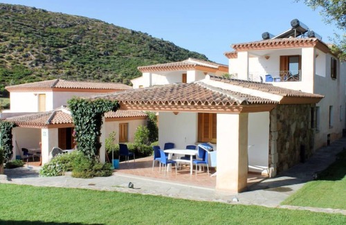 Tanaunella Apartamento | Apartamento Bouganvillage en Budoni - 4 personas, 1 dormitorios