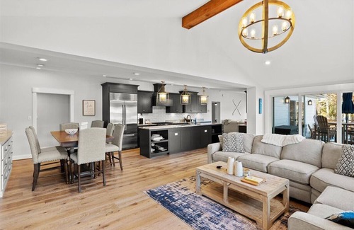 Morristown Casa | Bougie Bunker | Stunning Views | Spacious Flat Lot